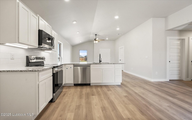 2209 134th Street, Lubbock, TX 79423, 3 Bedrooms Bedrooms, ,2 BathroomsBathrooms,Residential,For Sale,2209 134th Street,202555640