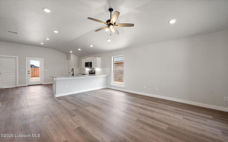 2209 134th Street, Lubbock, TX 79423, 3 Bedrooms Bedrooms, ,2 BathroomsBathrooms,Residential,For Sale,2209 134th Street,202555640
