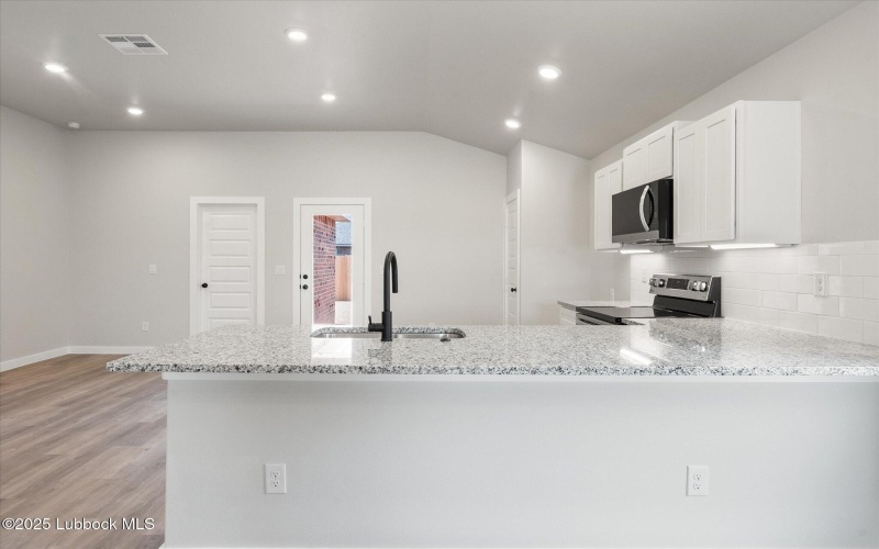 2209 134th Street, Lubbock, TX 79423, 3 Bedrooms Bedrooms, ,2 BathroomsBathrooms,Residential,For Sale,2209 134th Street,202555640