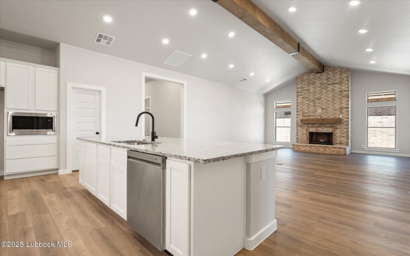 2721 Virginia Avenue, Lubbock, TX 79407, 4 Habitaciones Habitaciones , ,3 BañosBaños,Residential,En Venta,2721 Virginia Avenue,202555643