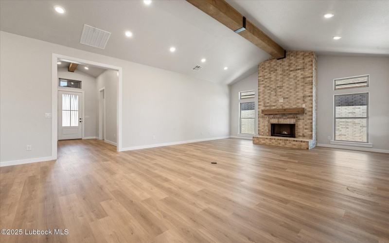 2721 Virginia Avenue, Lubbock, TX 79407, 4 Habitaciones Habitaciones , ,3 BañosBaños,Residential,En Venta,2721 Virginia Avenue,202555643