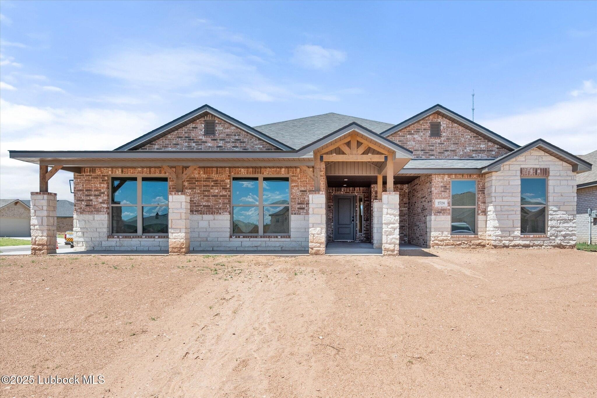 2724 Virginia Avenue, Lubbock, TX 79407, 4 Habitaciones Habitaciones , ,3 BañosBaños,Residential,En Venta,2724 Virginia Avenue,202555647