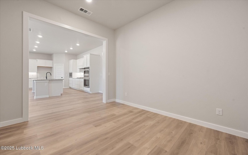 2724 Virginia Avenue, Lubbock, TX 79407, 4 Habitaciones Habitaciones , ,3 BañosBaños,Residential,En Venta,2724 Virginia Avenue,202555647