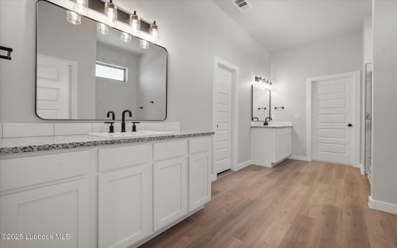 2724 Virginia Avenue, Lubbock, TX 79407, 4 Habitaciones Habitaciones , ,3 BañosBaños,Residential,En Venta,2724 Virginia Avenue,202555647