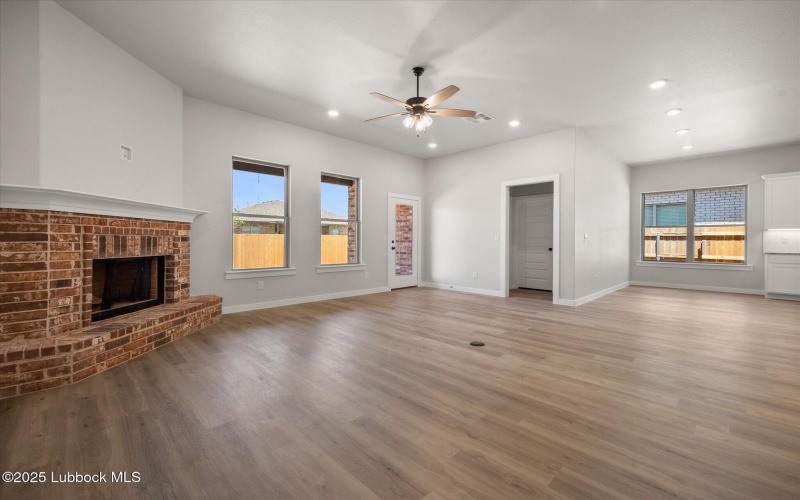 2724 Virginia Avenue, Lubbock, TX 79407, 4 Habitaciones Habitaciones , ,3 BañosBaños,Residential,En Venta,2724 Virginia Avenue,202555647