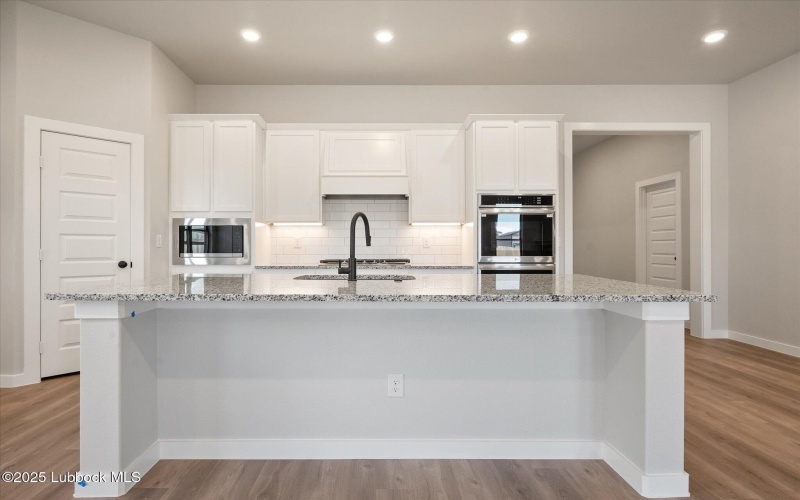 2724 Virginia Avenue, Lubbock, TX 79407, 4 Habitaciones Habitaciones , ,3 BañosBaños,Residential,En Venta,2724 Virginia Avenue,202555647