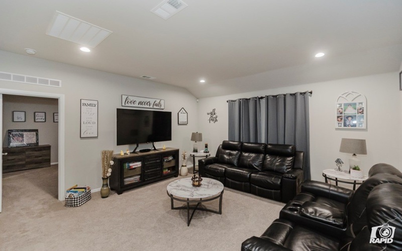 7308 White Cliff Rd, Odessa, TX 79765, 4 Bedrooms Bedrooms, ,2 BathroomsBathrooms,Residential,For Sale,7308 White Cliff Rd,160616