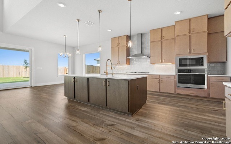 2079 Kinglake Gate, New Braunfels, TX 78130, 4 Habitaciones Habitaciones , ,3 BañosBaños,Residential,En Venta,2079 Kinglake Gate,1871962