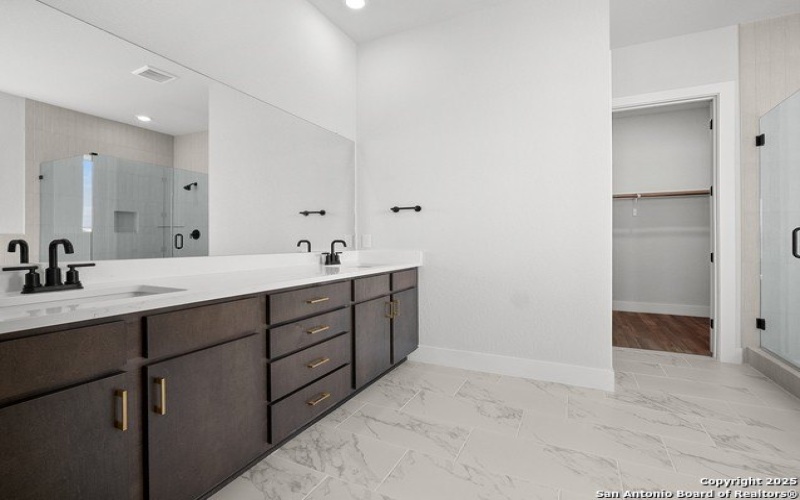2079 Kinglake Gate, New Braunfels, TX 78130, 4 Habitaciones Habitaciones , ,3 BañosBaños,Residential,En Venta,2079 Kinglake Gate,1871962