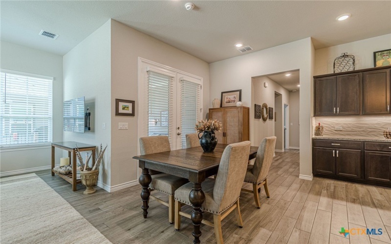 138 Harborside Drive #101, San Marcos, TX 78666, 2 Bedrooms Bedrooms, ,2 BathroomsBathrooms,Residential,For Sale,138 Harborside Drive,580364