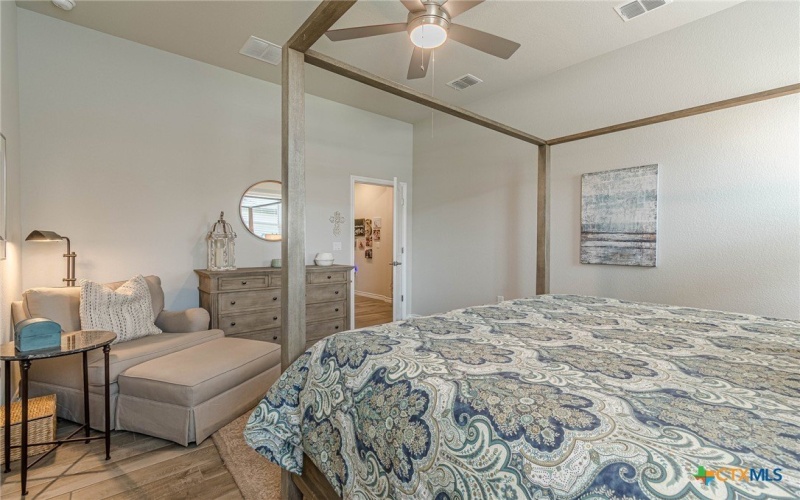 138 Harborside Drive #101, San Marcos, TX 78666, 2 Bedrooms Bedrooms, ,2 BathroomsBathrooms,Residential,For Sale,138 Harborside Drive,580364