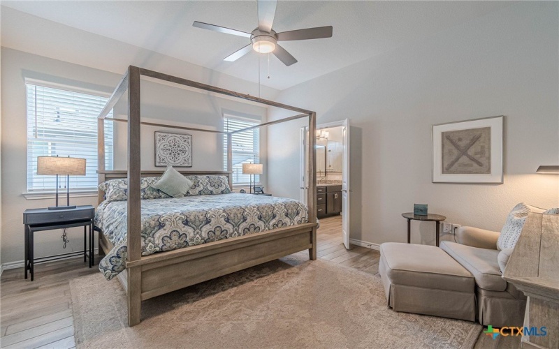138 Harborside Drive #101, San Marcos, TX 78666, 2 Bedrooms Bedrooms, ,2 BathroomsBathrooms,Residential,For Sale,138 Harborside Drive,580364