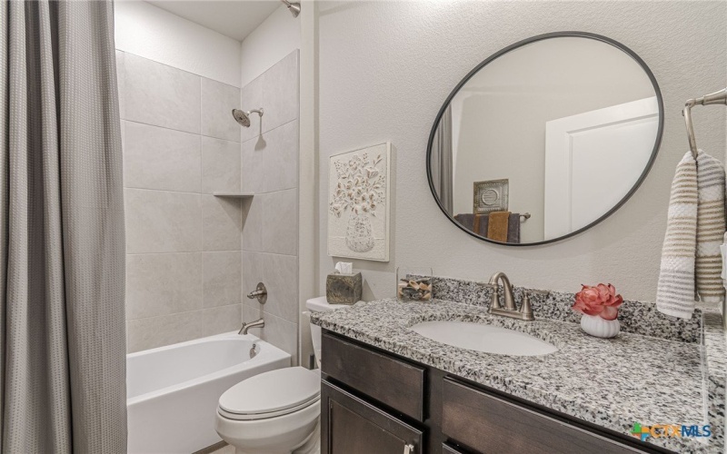 138 Harborside Drive #101, San Marcos, TX 78666, 2 Bedrooms Bedrooms, ,2 BathroomsBathrooms,Residential,For Sale,138 Harborside Drive,580364