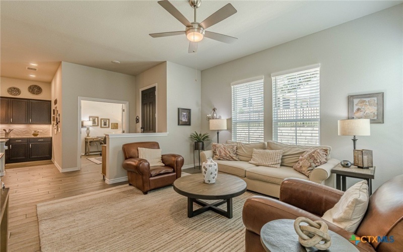 138 Harborside Drive #101, San Marcos, TX 78666, 2 Bedrooms Bedrooms, ,2 BathroomsBathrooms,Residential,For Sale,138 Harborside Drive,580364