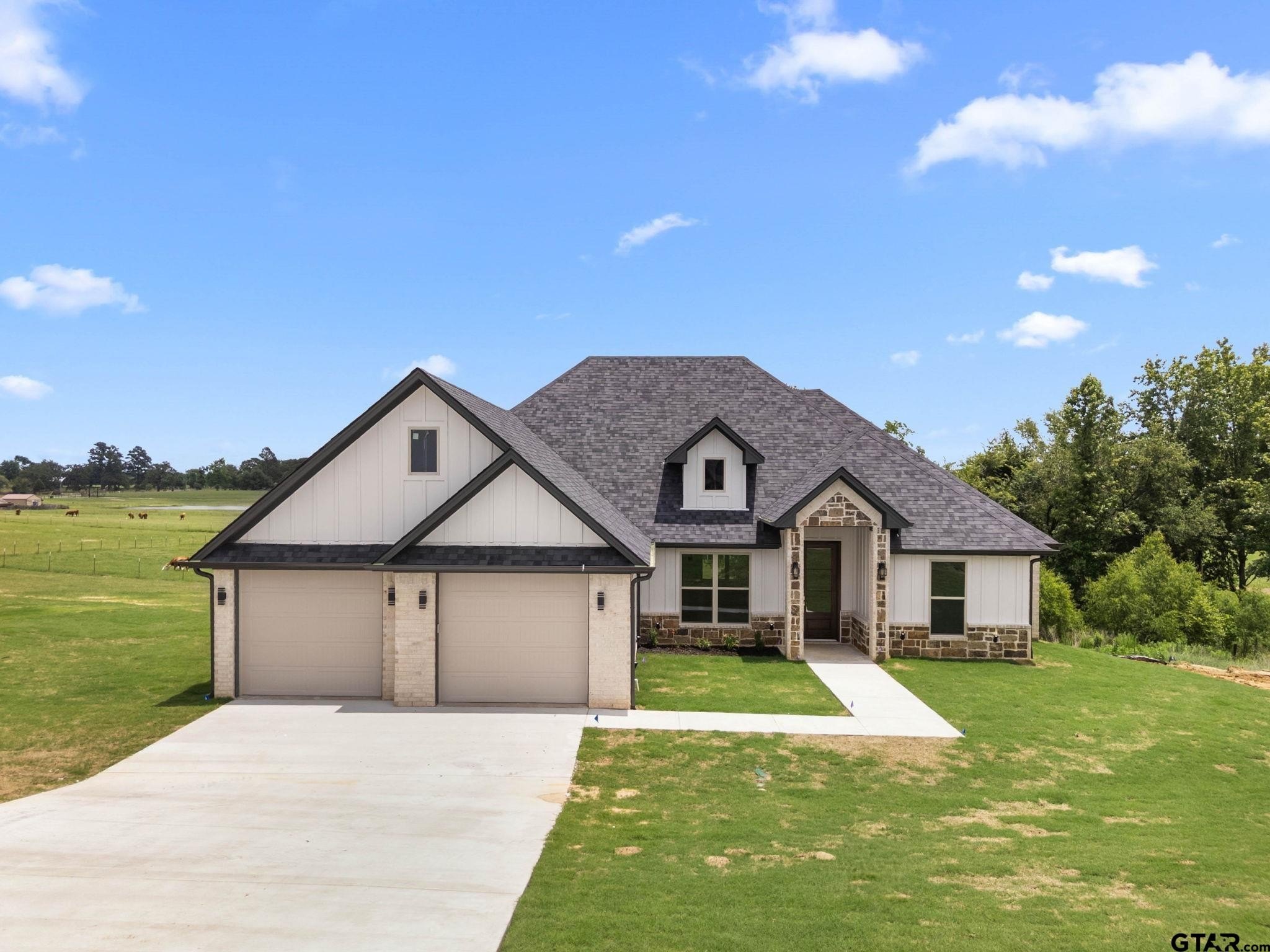 11905 Tara Lane, Lindale, TX 75771, 4 Bedrooms Bedrooms, ,2 BathroomsBathrooms,Residential,For Sale,11905 Tara Lane,25008378