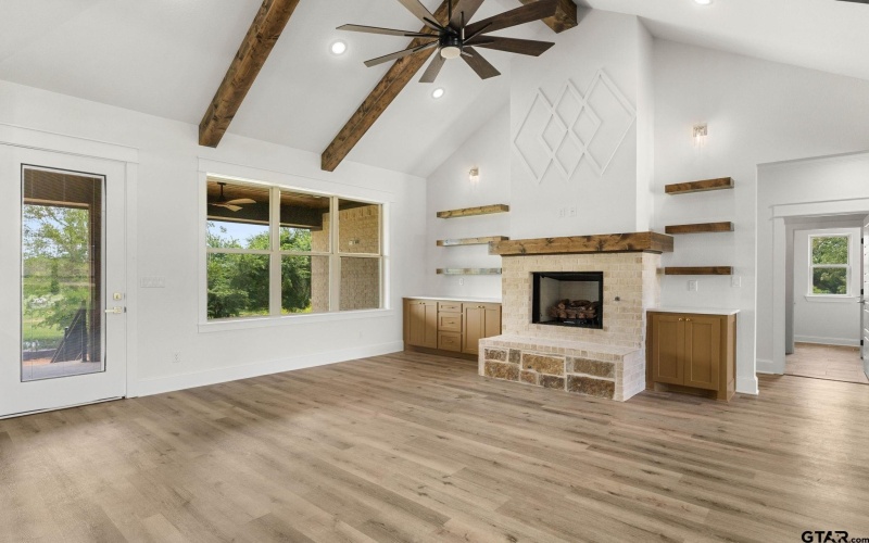 11905 Tara Lane, Lindale, TX 75771, 4 Bedrooms Bedrooms, ,2 BathroomsBathrooms,Residential,For Sale,11905 Tara Lane,25008378