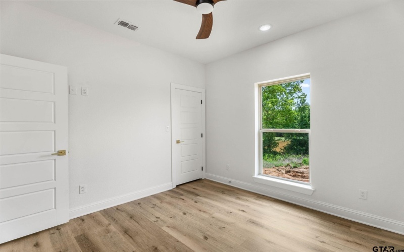 11905 Tara Lane, Lindale, TX 75771, 4 Bedrooms Bedrooms, ,2 BathroomsBathrooms,Residential,For Sale,11905 Tara Lane,25008378