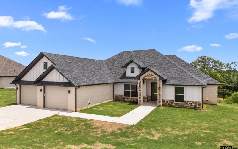 11905 Tara Lane, Lindale, TX 75771, 4 Bedrooms Bedrooms, ,2 BathroomsBathrooms,Residential,For Sale,11905 Tara Lane,25008378