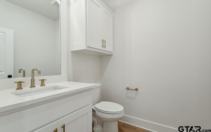 7201 Rolling Acres, Tyler, TX 75707, 4 Habitaciones Habitaciones , ,2 BañosBaños,Residential,En Venta,7201 Rolling Acres,25008381