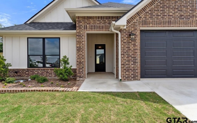 7201 Rolling Acres, Tyler, TX 75707, 4 Habitaciones Habitaciones , ,2 BañosBaños,Residential,En Venta,7201 Rolling Acres,25008381