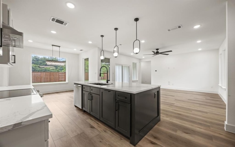 605 Utopia Road, Tool, TX 75143, 3 Habitaciones Habitaciones , ,2 BañosBaños,Residential,En Venta,605 Utopia Road,20948170