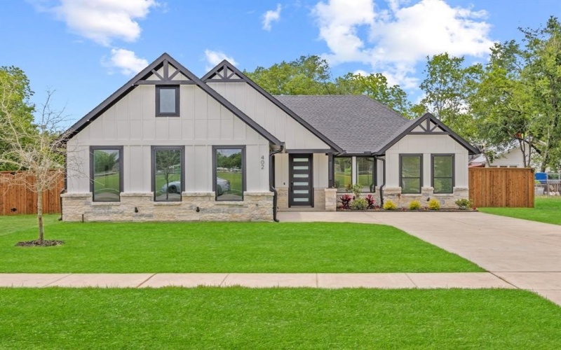 402 S Humphrey Avenue, Kerens, TX 75144, 3 Bedrooms Bedrooms, ,2 BathroomsBathrooms,Residential,For Sale,402 S Humphrey Avenue,20948251