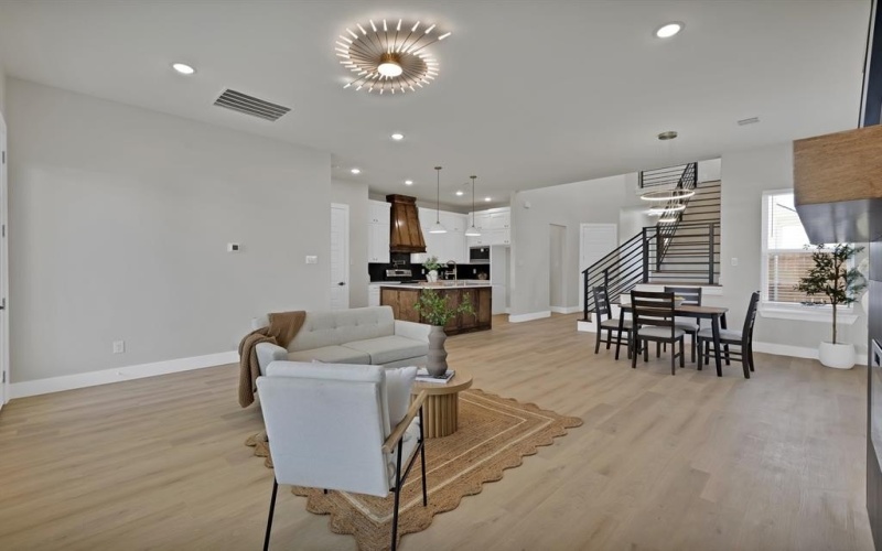 5336 Locke Avenue, Fort Worth, TX 76107, 4 Bedrooms Bedrooms, ,2 BathroomsBathrooms,Residential,For Sale,5336 Locke Avenue,20948585