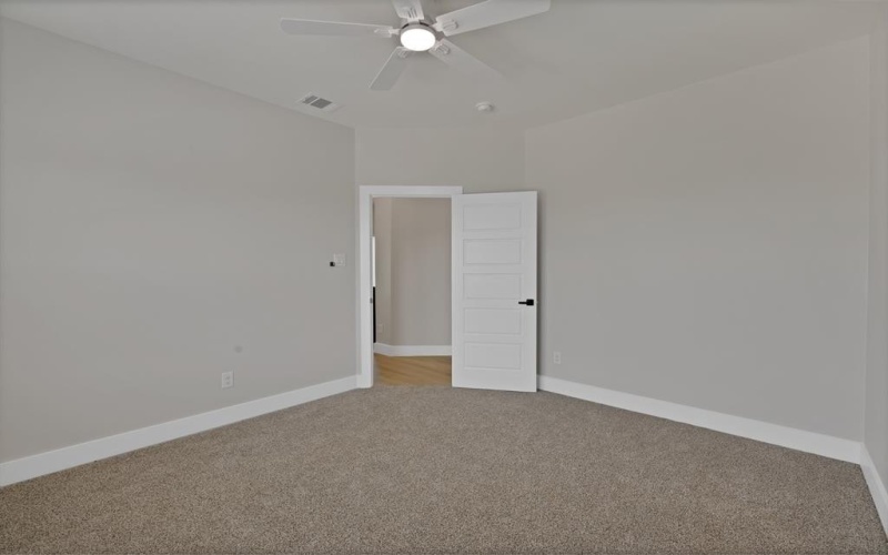 5336 Locke Avenue, Fort Worth, TX 76107, 4 Bedrooms Bedrooms, ,2 BathroomsBathrooms,Residential,For Sale,5336 Locke Avenue,20948585