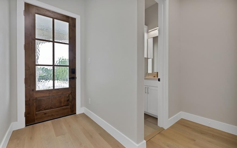 5336 Locke Avenue, Fort Worth, TX 76107, 4 Bedrooms Bedrooms, ,2 BathroomsBathrooms,Residential,For Sale,5336 Locke Avenue,20948585