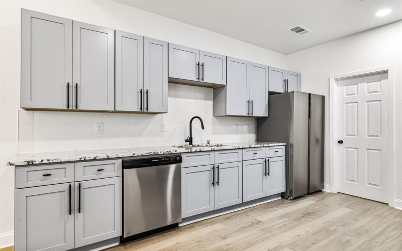3214 Wexford Drive, Garland, TX 75043, 25 Habitaciones Habitaciones , ,19 BañosBaños,Residential Multi Family,En Venta,3214 Wexford Drive,20951576