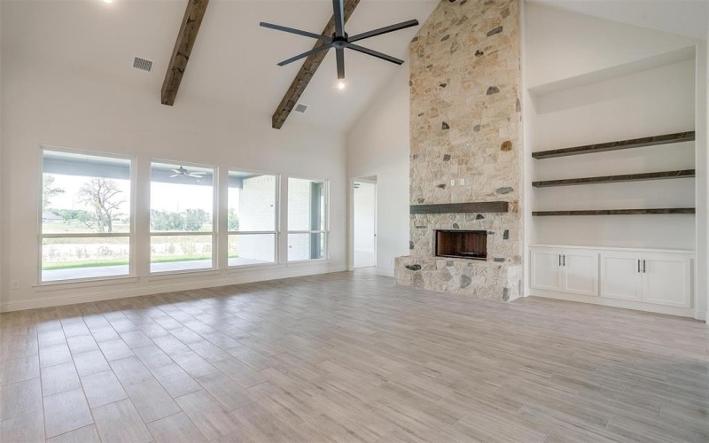 823 Wind River Pass, Azle, TX 76020, 4 Bedrooms Bedrooms, ,3 BathroomsBathrooms,Residential,For Sale,823 Wind River Pass,20952386