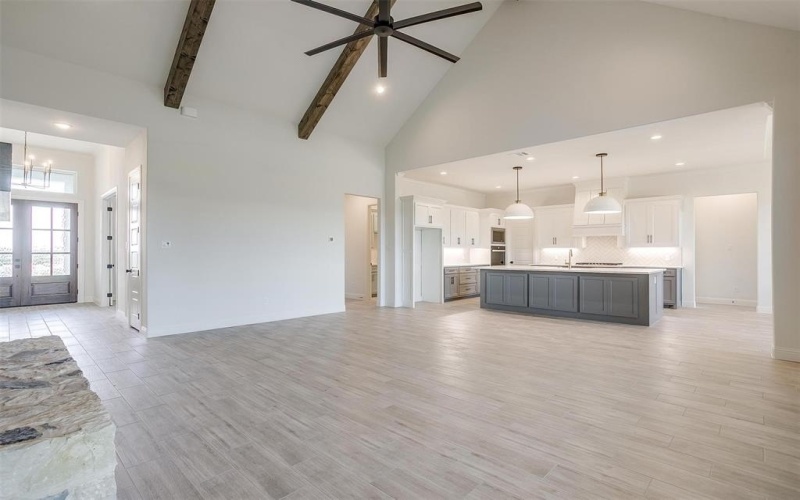 823 Wind River Pass, Azle, TX 76020, 4 Bedrooms Bedrooms, ,3 BathroomsBathrooms,Residential,For Sale,823 Wind River Pass,20952386