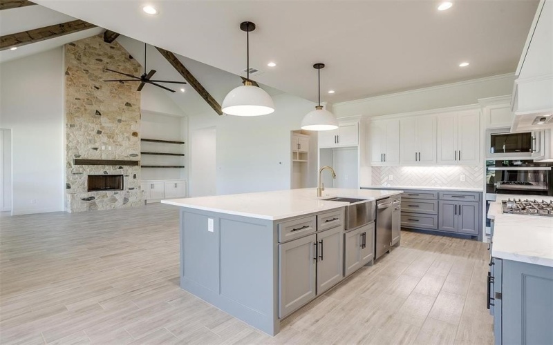 823 Wind River Pass, Azle, TX 76020, 4 Bedrooms Bedrooms, ,3 BathroomsBathrooms,Residential,For Sale,823 Wind River Pass,20952386