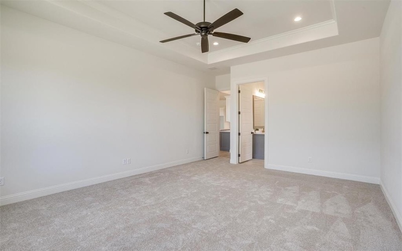 823 Wind River Pass, Azle, TX 76020, 4 Bedrooms Bedrooms, ,3 BathroomsBathrooms,Residential,For Sale,823 Wind River Pass,20952386