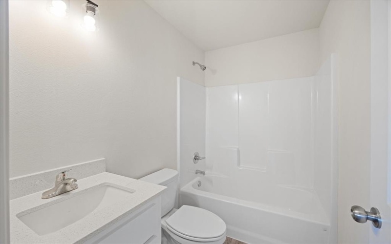 645 N McCart, Stephenville, TX 76401, 14 Habitaciones Habitaciones , ,11 BañosBaños,Residential Multi Family,En Venta,645 N McCart,20954685
