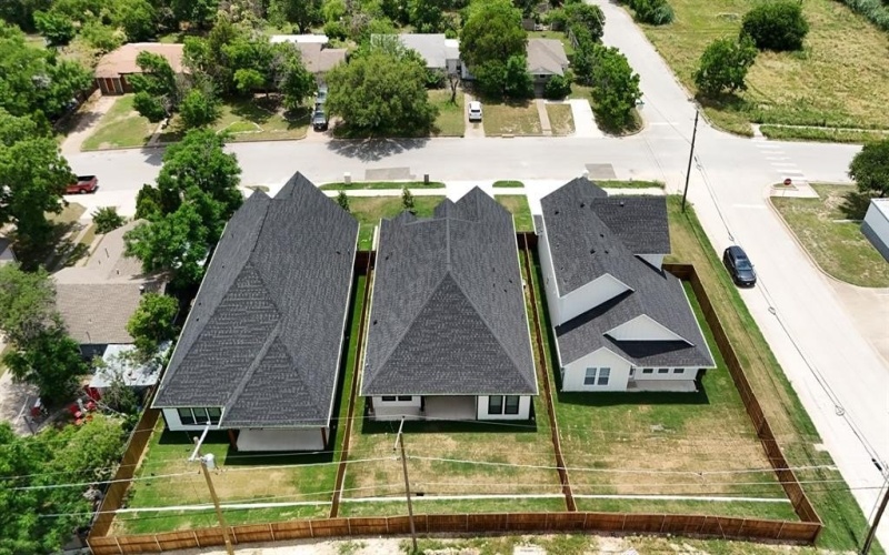 5332 Locke Avenue, Fort Worth, TX 76107, 4 Habitaciones Habitaciones , ,2 BañosBaños,Residential,En Venta,5332 Locke Avenue,20954731