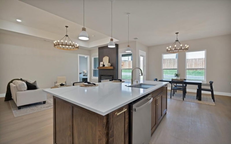 5332 Locke Avenue, Fort Worth, TX 76107, 4 Habitaciones Habitaciones , ,2 BañosBaños,Residential,En Venta,5332 Locke Avenue,20954731