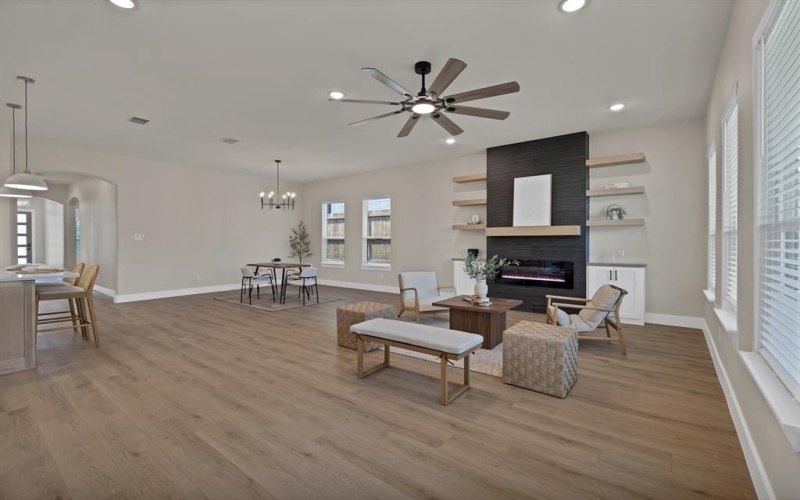 5328 Locke Avenue, Fort Worth, TX 76107, 4 Bedrooms Bedrooms, ,2 BathroomsBathrooms,Residential,For Sale,5328 Locke Avenue,20954841