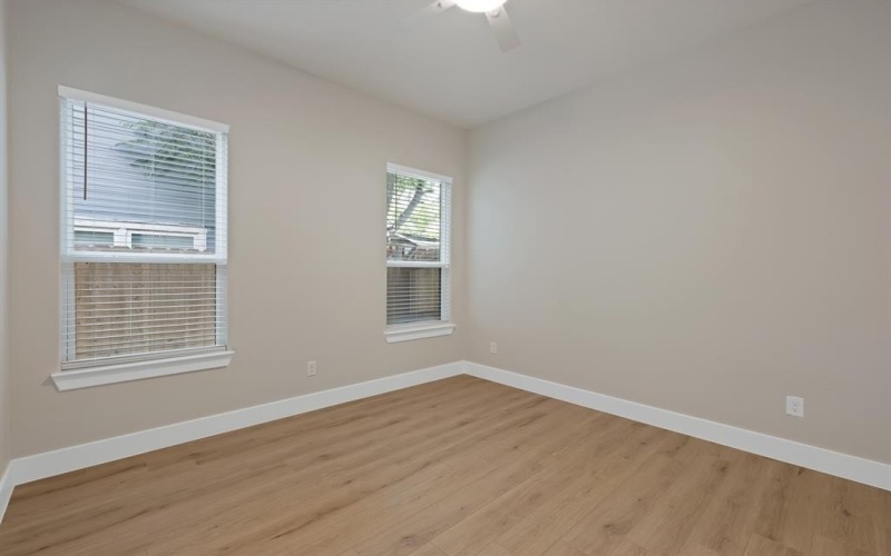 5328 Locke Avenue, Fort Worth, TX 76107, 4 Bedrooms Bedrooms, ,2 BathroomsBathrooms,Residential,For Sale,5328 Locke Avenue,20954841