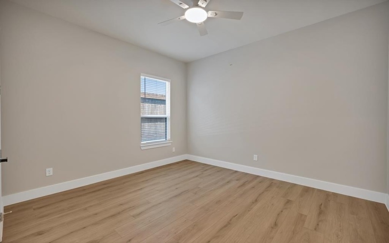 5328 Locke Avenue, Fort Worth, TX 76107, 4 Bedrooms Bedrooms, ,2 BathroomsBathrooms,Residential,For Sale,5328 Locke Avenue,20954841