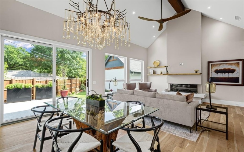 9007 Leaside Drive, Dallas, TX 75238, 4 Bedrooms Bedrooms, ,3 BathroomsBathrooms,Residential,For Sale,9007 Leaside Drive,20955077