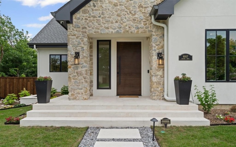 9007 Leaside Drive, Dallas, TX 75238, 4 Bedrooms Bedrooms, ,3 BathroomsBathrooms,Residential,For Sale,9007 Leaside Drive,20955077