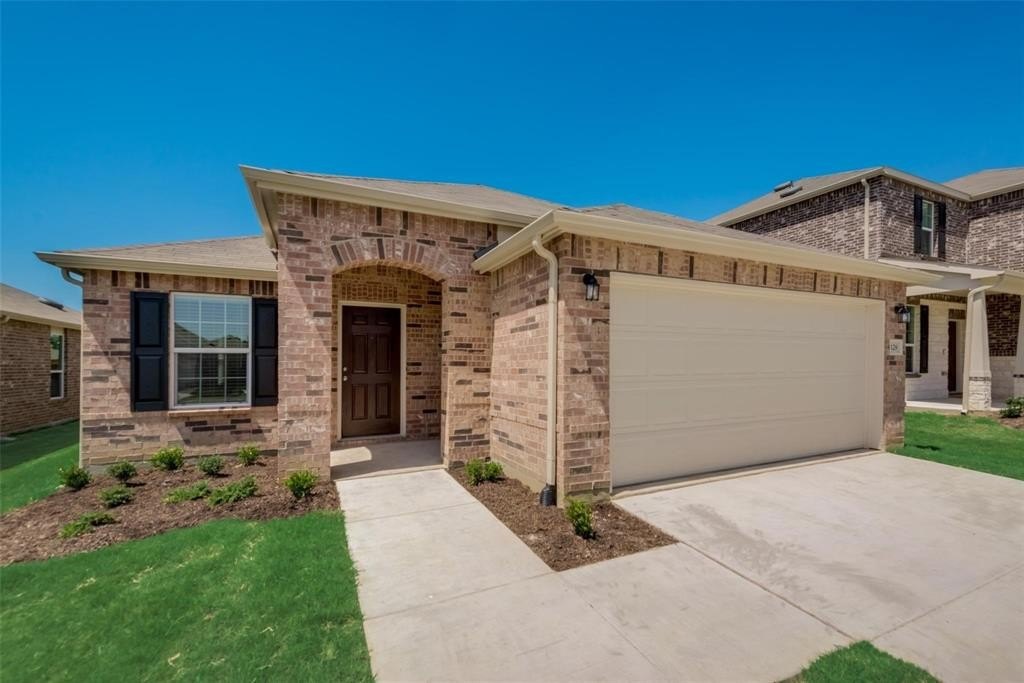 1129 Vernon Drive, Aubrey, TX 76227, 3 Bedrooms Bedrooms, ,2 BathroomsBathrooms,Residential Lease,For Rent,1129 Vernon Drive,20955142