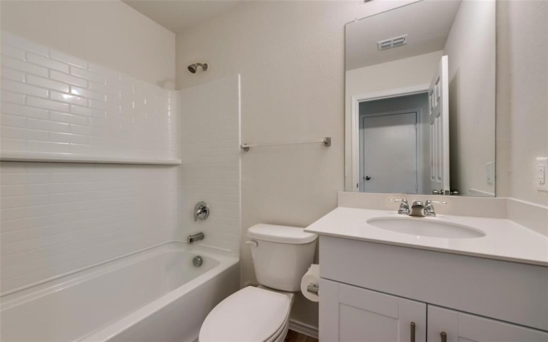 1129 Vernon Drive, Aubrey, TX 76227, 3 Bedrooms Bedrooms, ,2 BathroomsBathrooms,Residential Lease,For Rent,1129 Vernon Drive,20955142