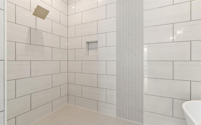 840 Northwood Road, Fort Worth, TX 76107, 4 Bedrooms Bedrooms, ,3 BathroomsBathrooms,Residential,For Sale,840 Northwood Road,20955318