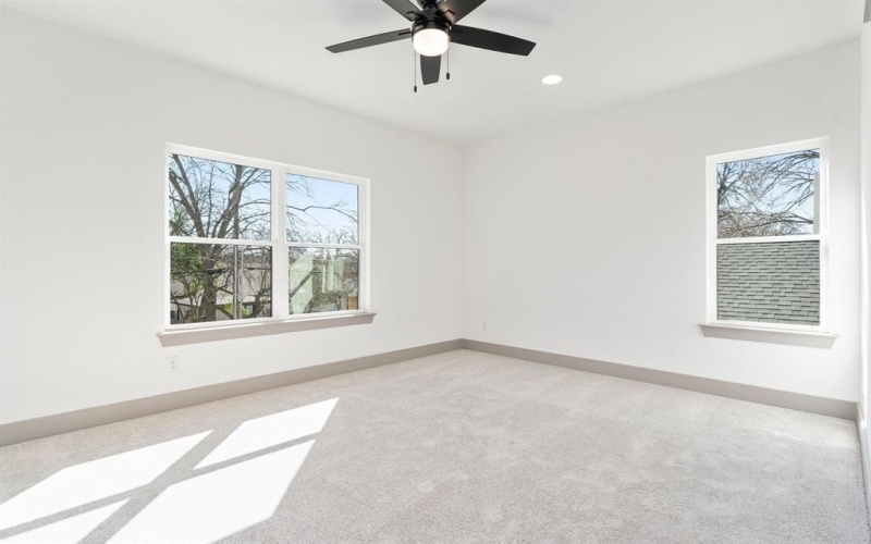 840 Northwood Road, Fort Worth, TX 76107, 4 Bedrooms Bedrooms, ,3 BathroomsBathrooms,Residential,For Sale,840 Northwood Road,20955318