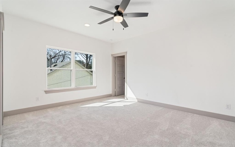 840 Northwood Road, Fort Worth, TX 76107, 4 Bedrooms Bedrooms, ,3 BathroomsBathrooms,Residential,For Sale,840 Northwood Road,20955318