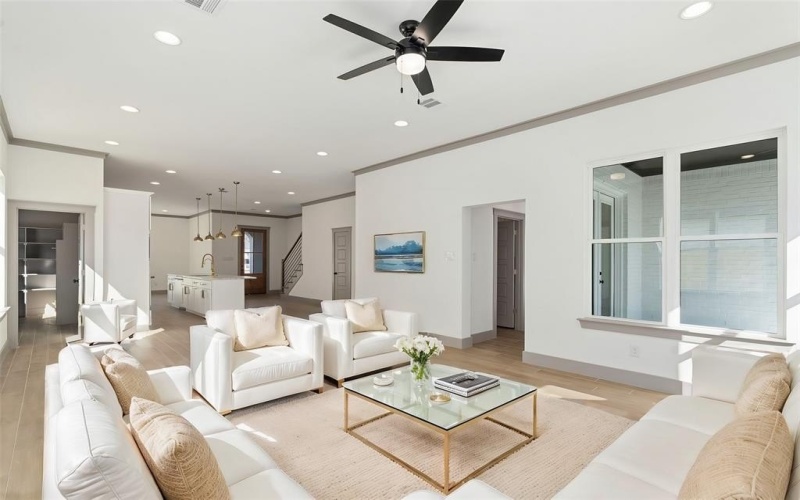 840 Northwood Road, Fort Worth, TX 76107, 4 Bedrooms Bedrooms, ,3 BathroomsBathrooms,Residential,For Sale,840 Northwood Road,20955318