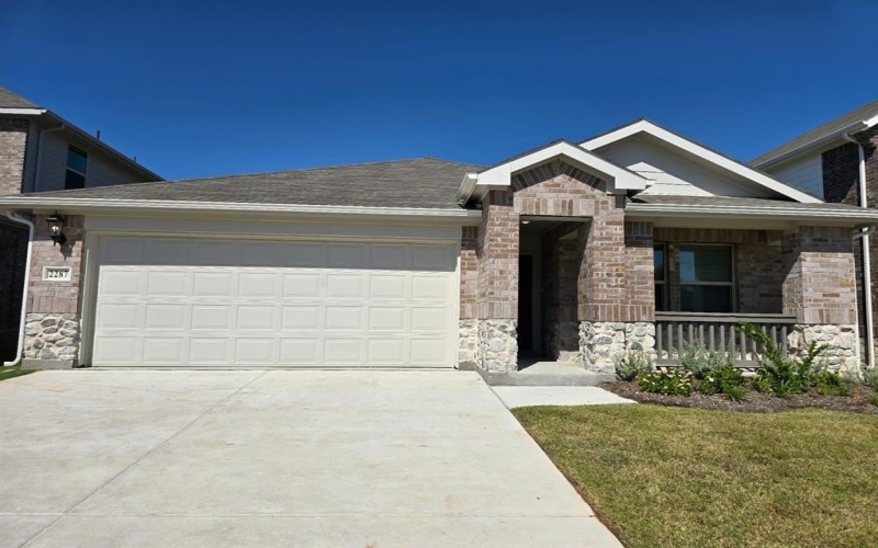 2287 Cliff Springs Drive, Forney, TX 75126, 4 Bedrooms Bedrooms, ,2 BathroomsBathrooms,Residential Lease,For Rent,2287 Cliff Springs Drive,20955412