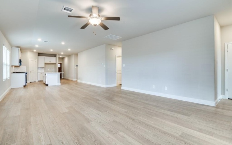 2287 Cliff Springs Drive, Forney, TX 75126, 4 Bedrooms Bedrooms, ,2 BathroomsBathrooms,Residential Lease,For Rent,2287 Cliff Springs Drive,20955412